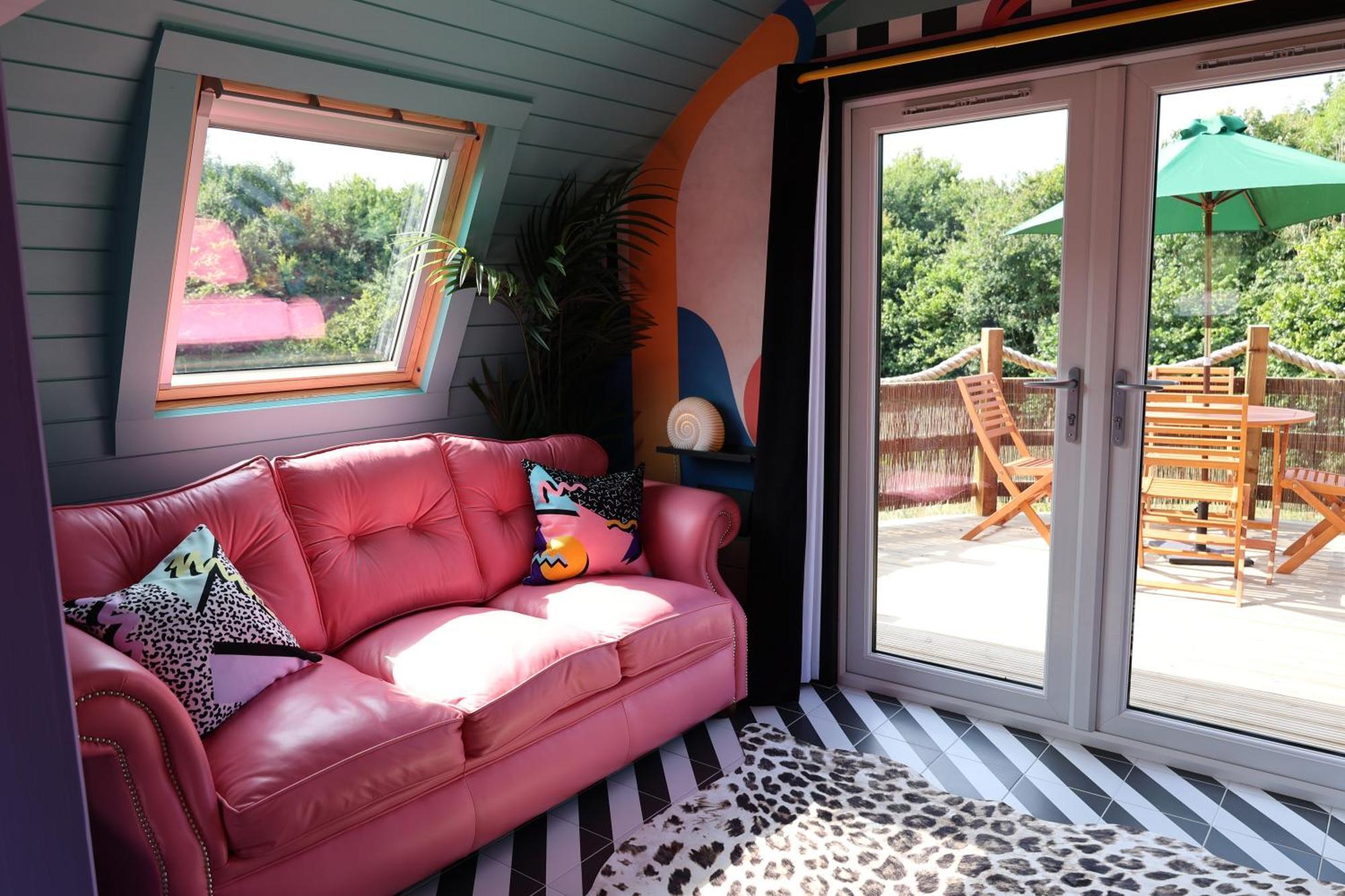 Apartamento Ammonite Glamping Pod & Hot Tub Hungerton Exterior foto